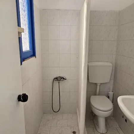 Pleasure Black Parissa Santorini 佩里萨