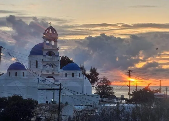 אכסניה Pleasure Black Parissa Santorini *